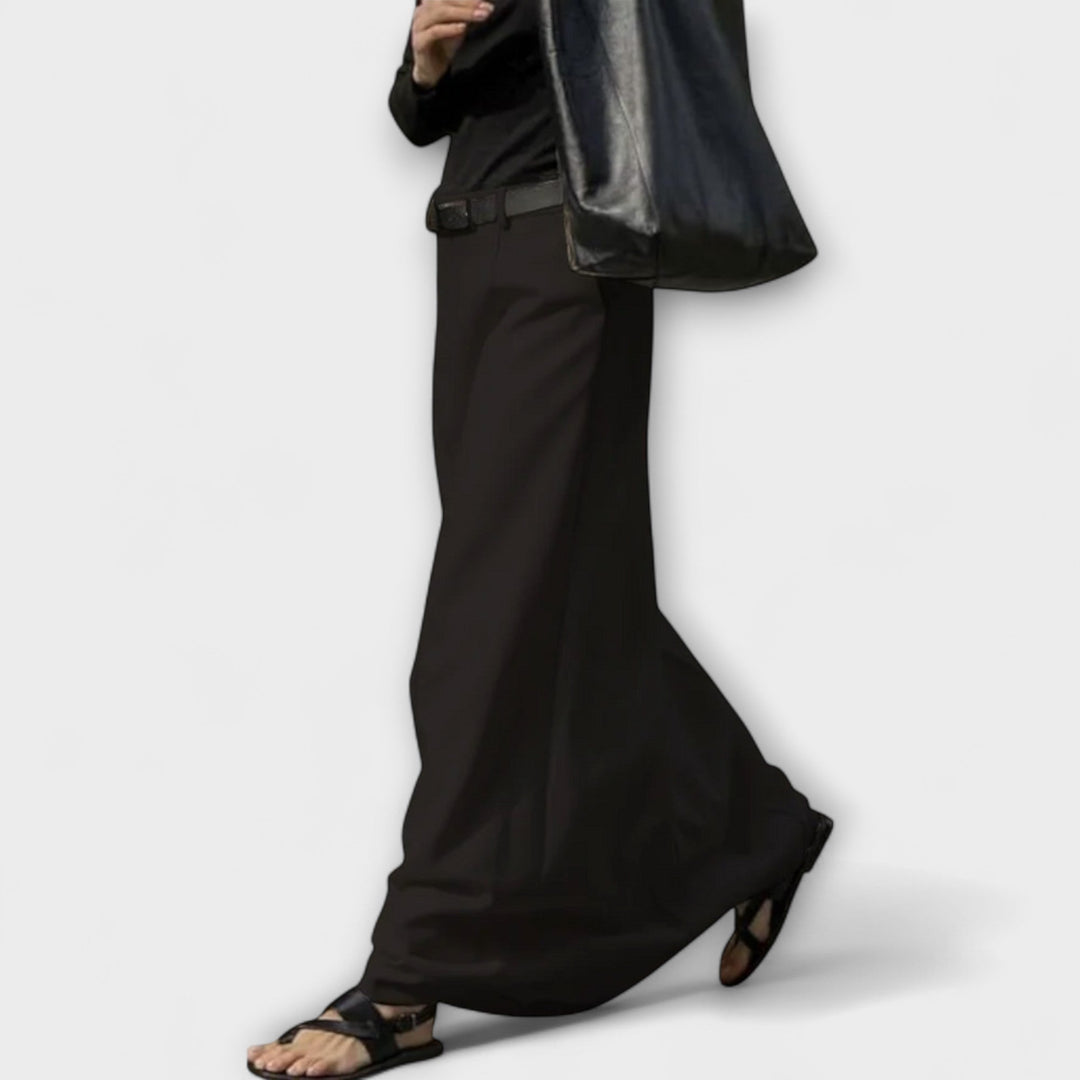 Emma – Jupe Droite Urbaine