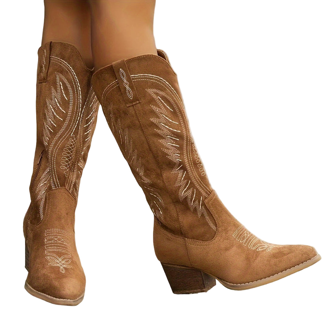 Bottines western brodées à la mode