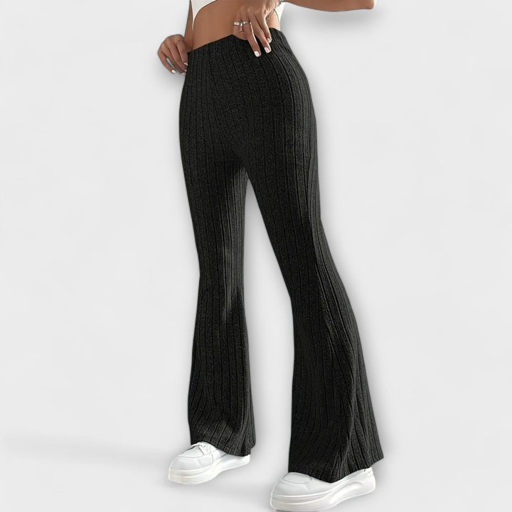 Jennifer – Pantalon Évasé Élégant