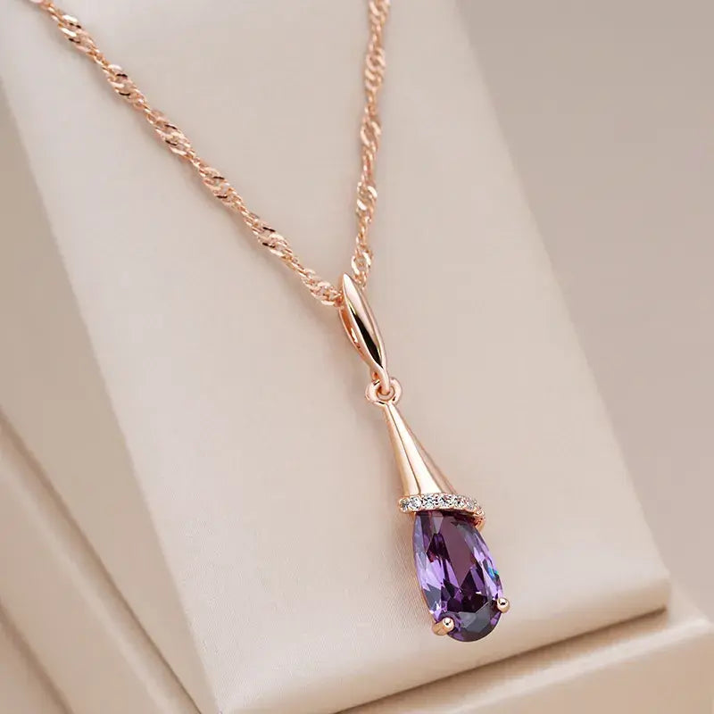 Collier Élégant Goutte en Cristal Violet